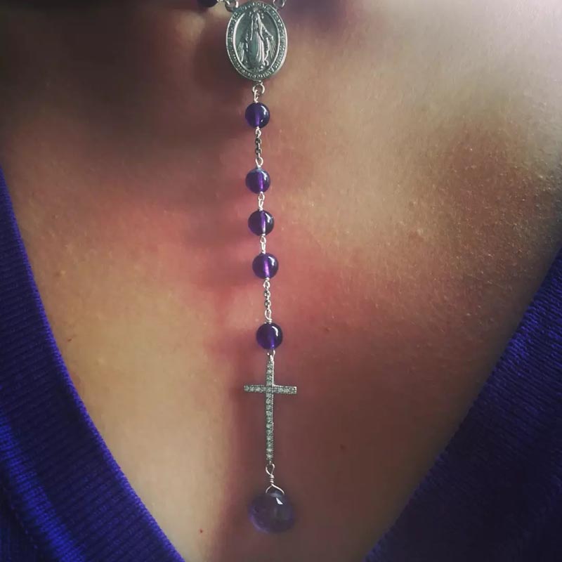 rosario in ametista e argento ciondolo